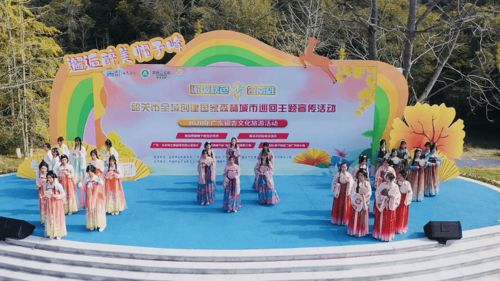 輕裝出行 一起徒步游覽帽子峰旅游景區(qū),是一種怎樣的體驗(yàn)